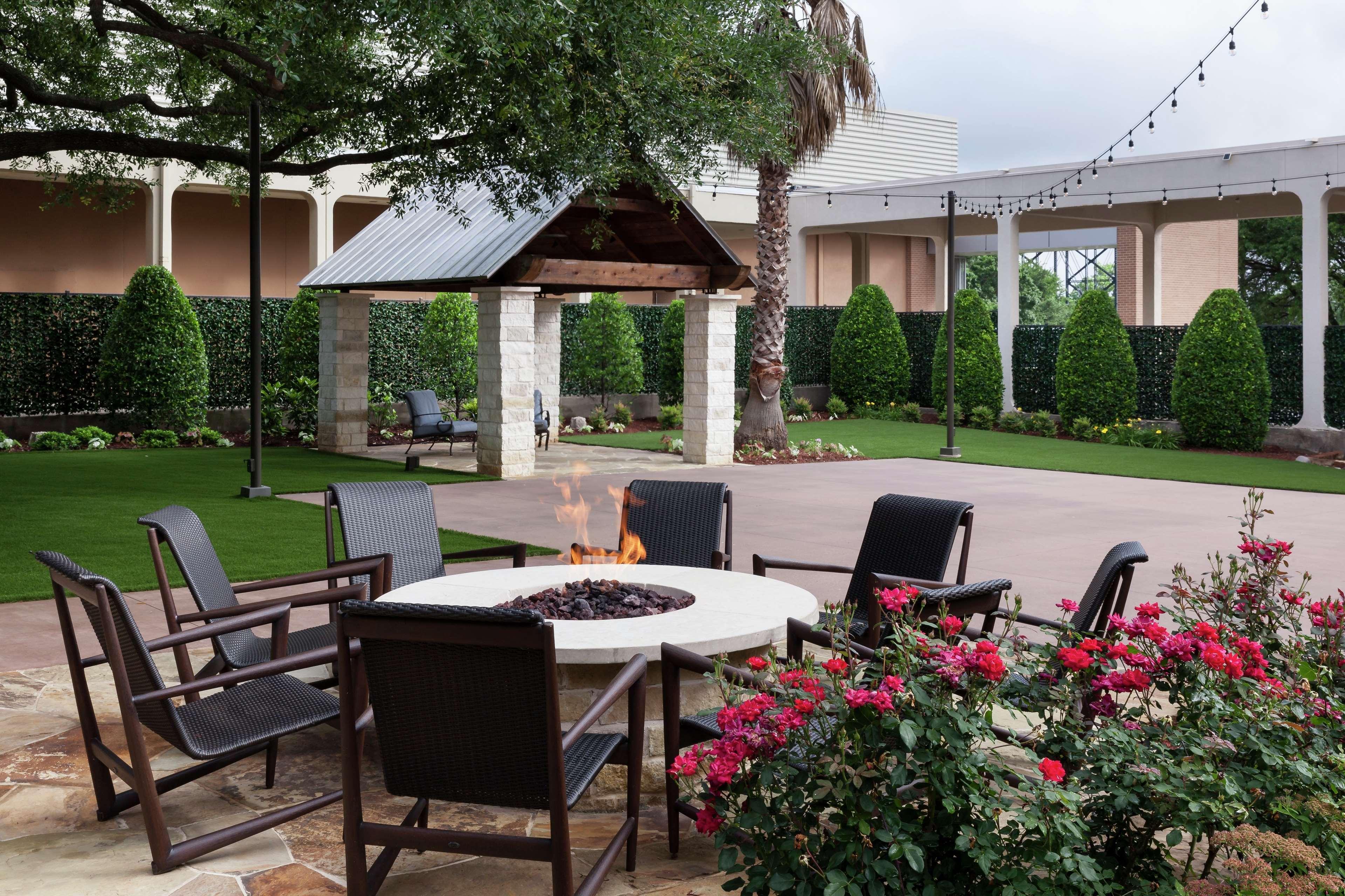 Hilton Waco Exterior foto